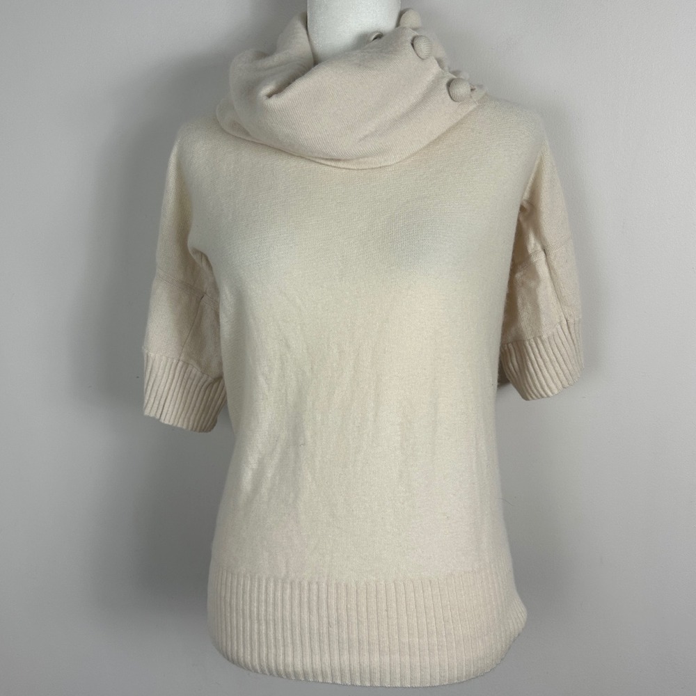 Qi 100% Cashmere Cream Turtleneck Sweater Top Womens Size XS Button Cowl Neck